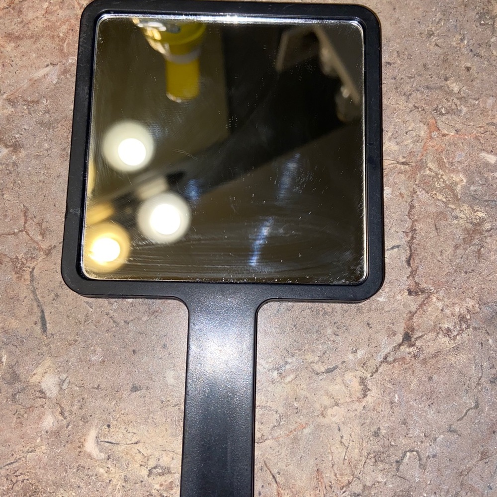 Handheld Mirror